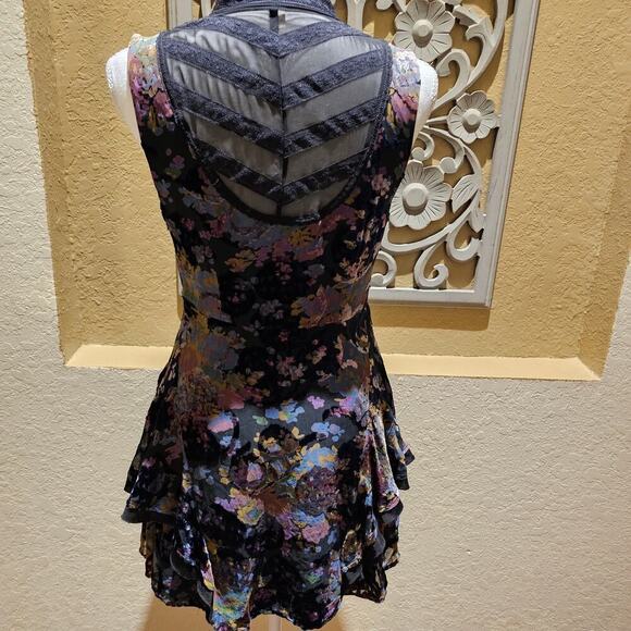 Free People S 4 Crushed Velvet Dark Romantic Dress Witchy Goth Dark Academia - Picture 4 of 16